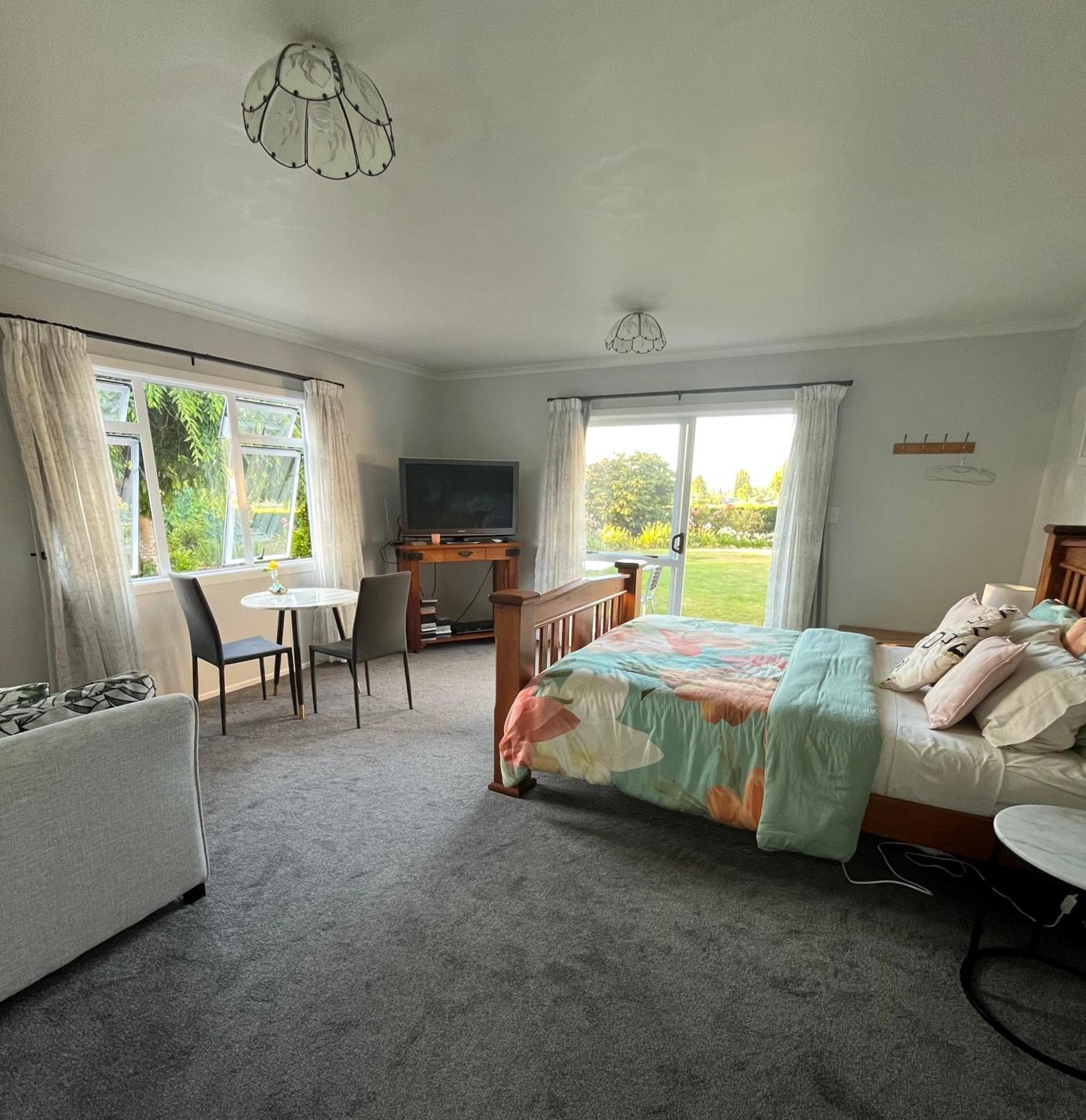 מטאמאטה Kaimai Sunset Bed & Breakfast מראה חיצוני תמונה